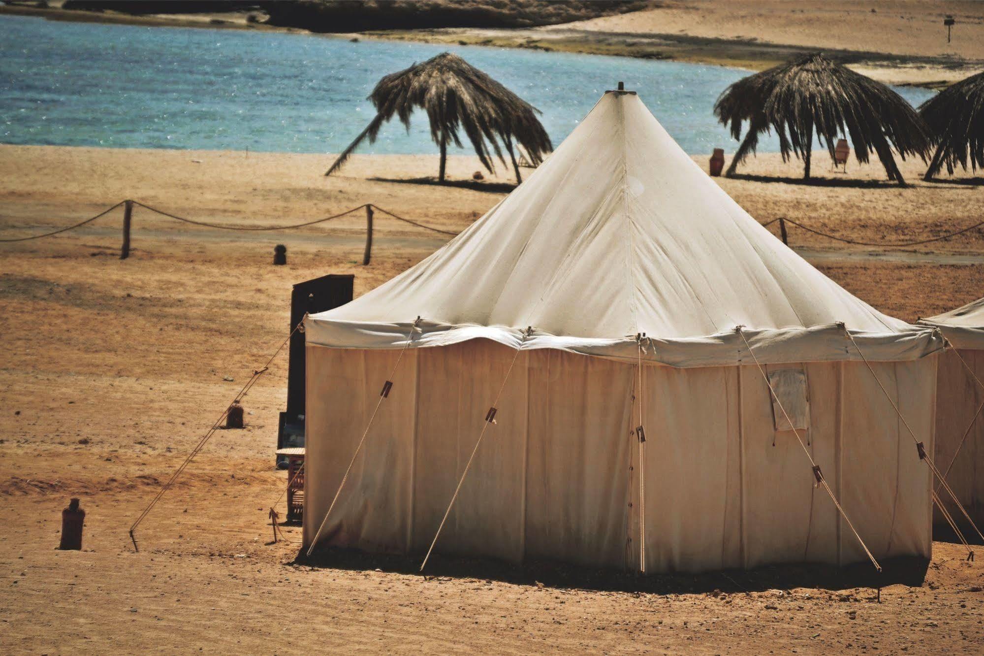 Marsa Nakari Village Marsza Alam Kültér fotó