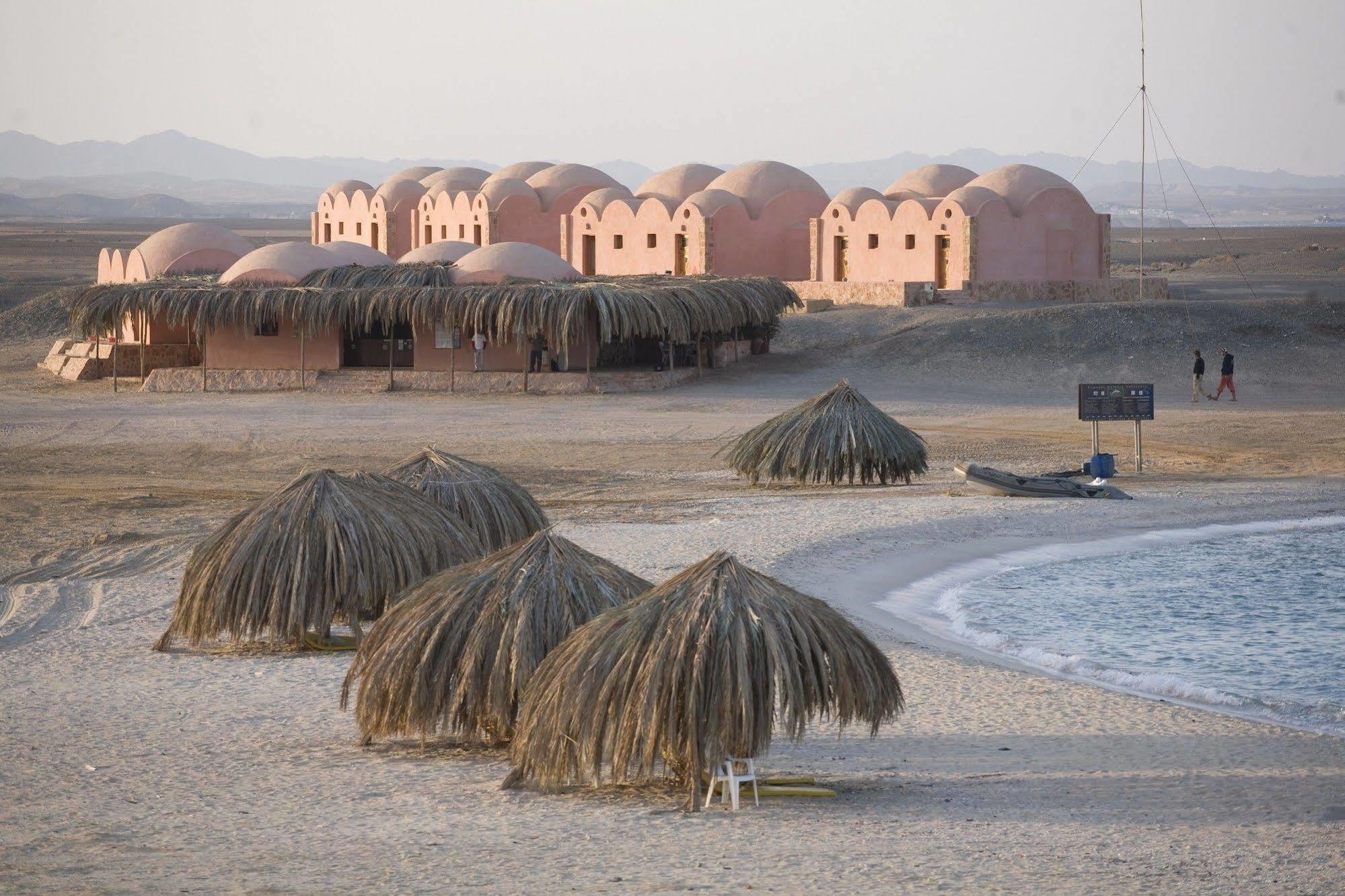 Marsa Nakari Village Marsza Alam Kültér fotó